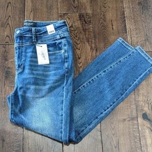 Judy Blue Relaxed Jeans